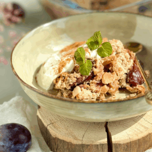 śliwki pod pełnoziarnistą kruszonką