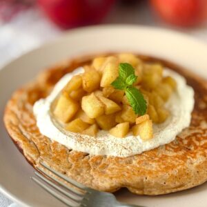 Placek z duszonymi jabłkami Sukces na diecie Jadłospis jesienny Jadłospis zimowy