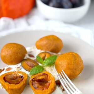 Knedle dyniowe ze śliwkami Sukces na diecie Jadłospis jesienny Jadłospis zimowy