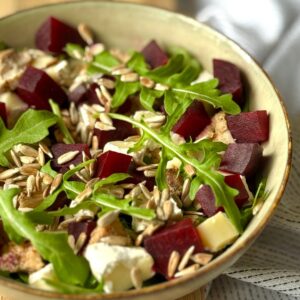 Sałatka z burakiem i kurczakiem Jadłospis jesienny Jadłospis zimowy